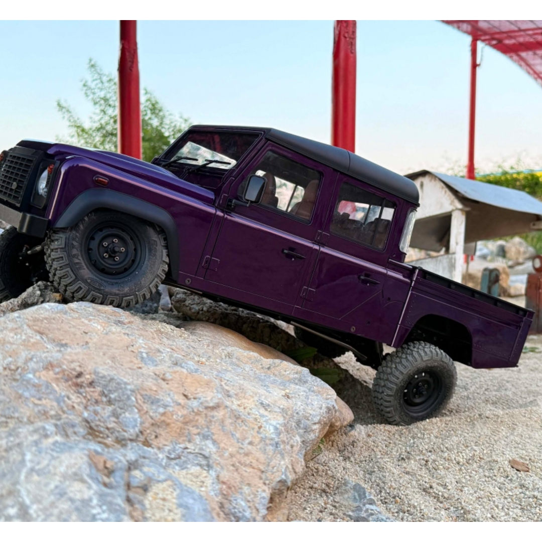 Boom Racing BRX02 Land Rover Defender 130 HCPU 1/10 4WD RC crawler kit